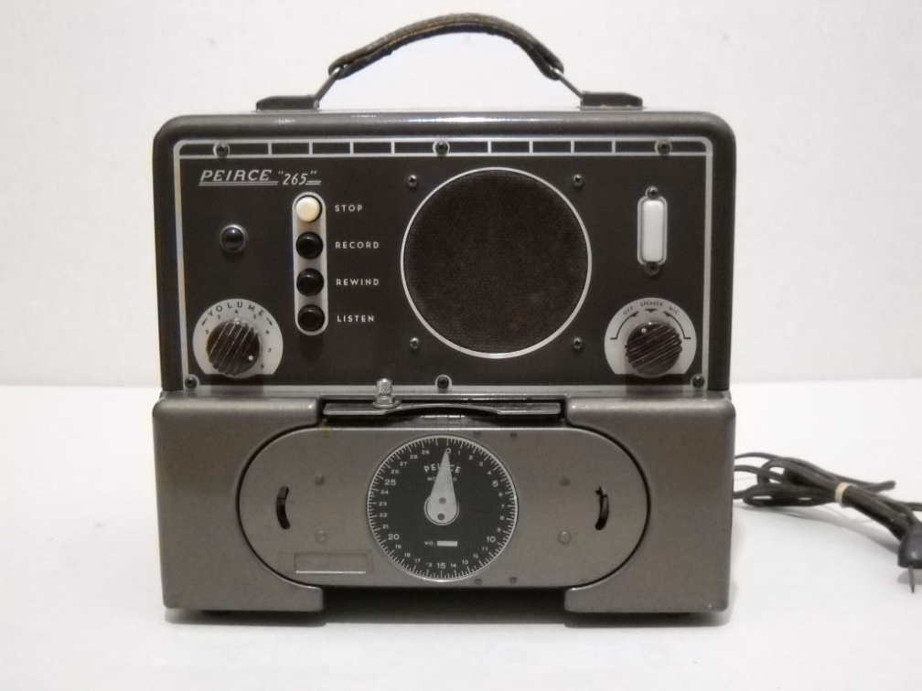 +++  1951(?).a.  Peirce 265B - wire cartridge recorder