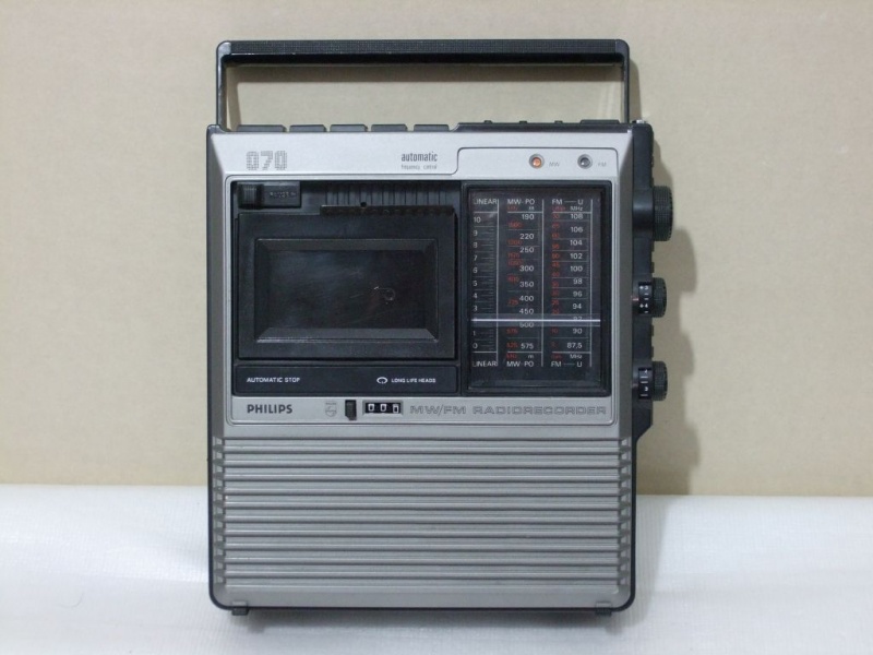 1977.c.Philips AR070.jpg