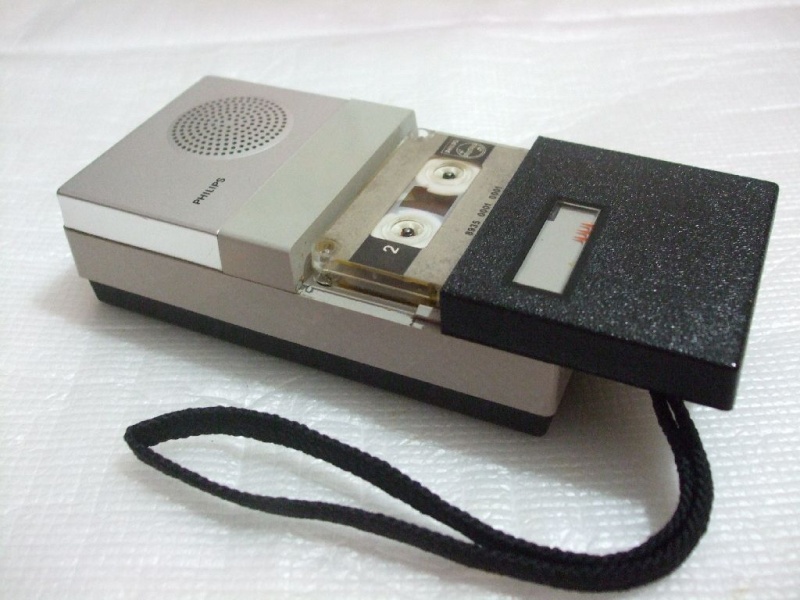 +++  1967.l.   Philips  LFH0085 - first ''minicassette'' (TM) voice-recorder