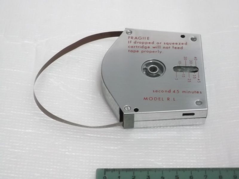 +++  1955.a.c.  caseta/cassette Midgetape RL