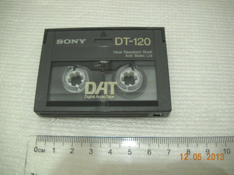 +++ 1987 .d. caseta/cassette DAT = Digital Audio Tape